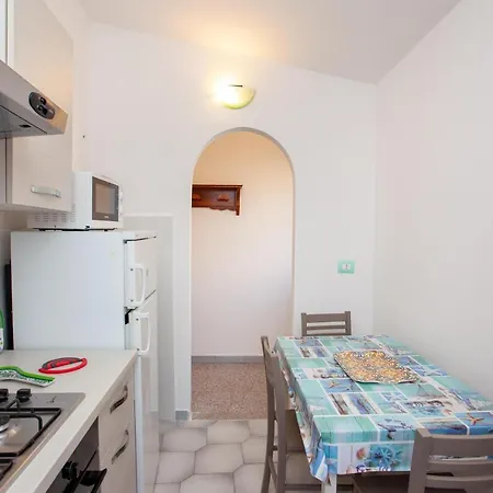 Erminia House - Orange Flat Lägenhet *