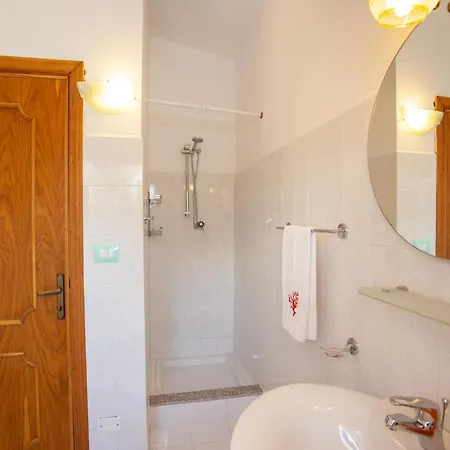 Erminia House - Orange Flat